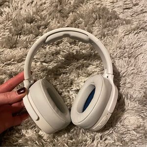 SkullCandy Hesh 3 headphones